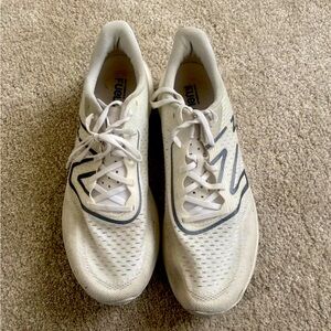 New Balance FuelCell Rebel v3